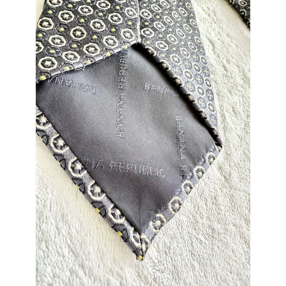 Banana republic mixed print grey tie